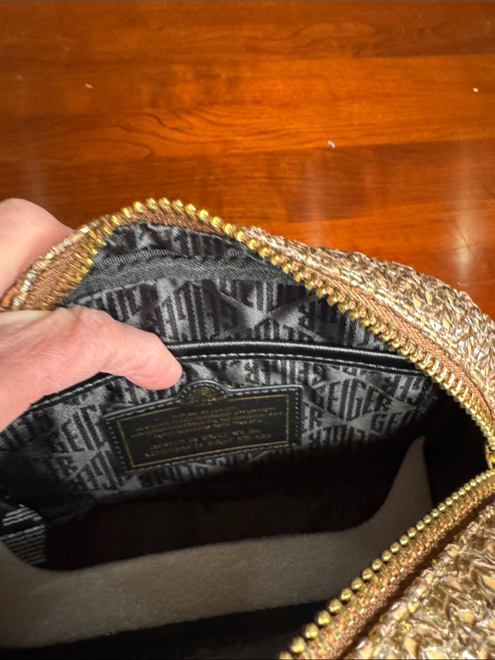 NWT Kurt Geiger Antiqued Gold Faux Camera Bag Guitar Strap + Chain Strap!! - Picture 5 of 6